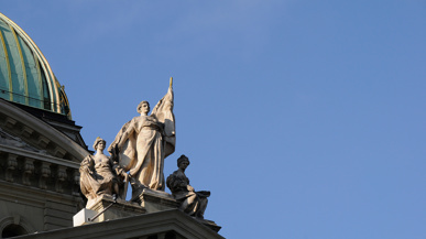 Helvetia auf der Bundeshauskuppel