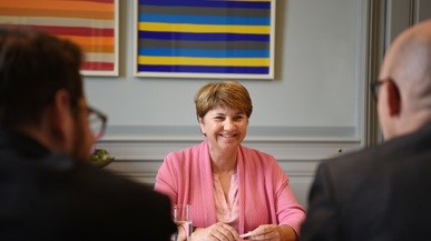 Viola Amherd in einem Meeting